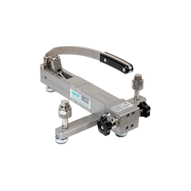 LR-Cal LPP 140-P pressure comparison test pump