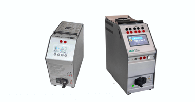 Dry block temperature calibrators
